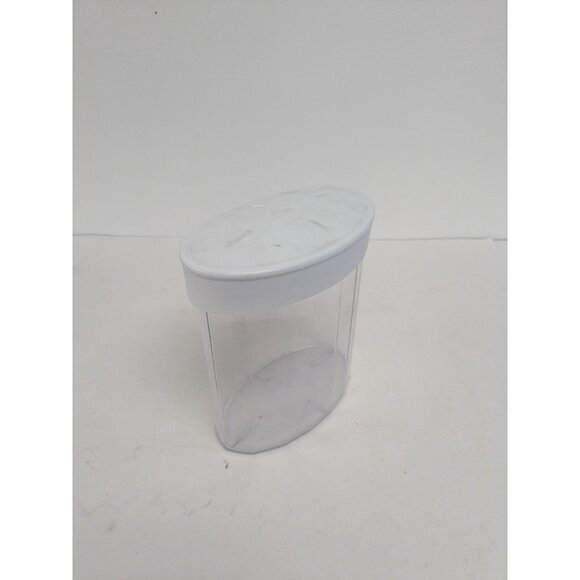 Rubbermaid Servin' Saver 1.32 Qt Food Clear Oval Container White Lid #384D - Picture 1 of 5